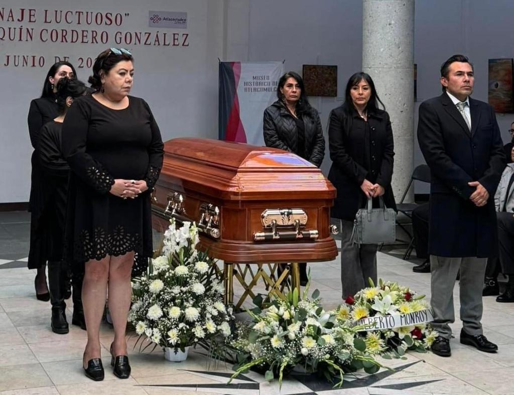 HOMENAJEAN EN EL HISTÓRICO DE ATLACOMULCO A “PAQUÍN”&nbsp;CORDERO