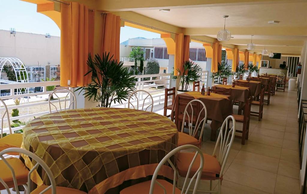 INAUGURAN EN ATLACOMULCO RESTAURANTE «EL JARDÍN DE LOS MARISCOS» (Seafood&nbsp;Garden)