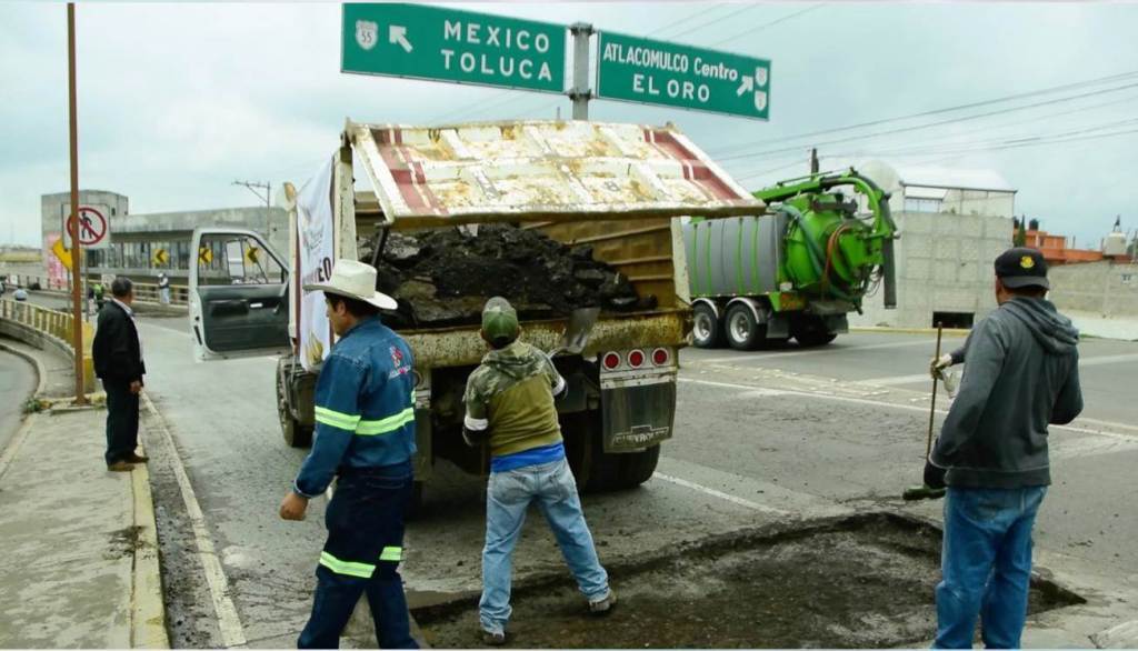 INICIAN TRABAJOS DE BACHEO PARA MEJORAR CAMINOS&nbsp;VECINALES