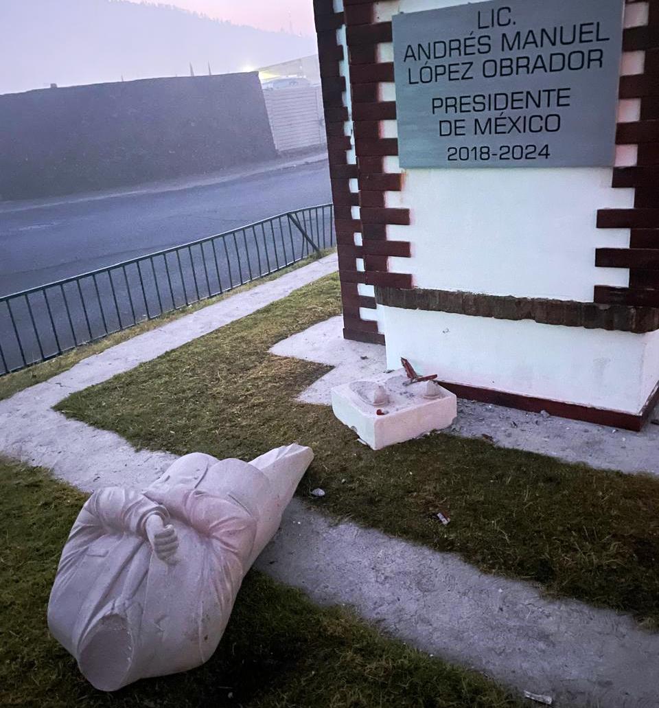 DE ESTATUAS, FOBIAS E&nbsp;IGNORANCIA