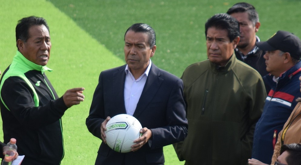 INAUGURAN CANCHA DE FÚTBOL CON PASTO SINTÉTICO EN SAN BARTOLO LANZADOS,&nbsp;ATLACOMULCO
