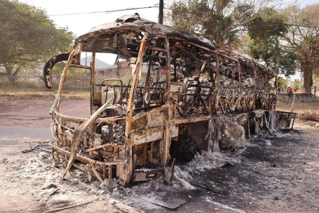 CRUEL Y TRISTE LA REALIDAD DE MILLONES EN MÉXICO… LA VERDAD QUE NO PUEDEN OCULTAR LOS&nbsp;PADRES