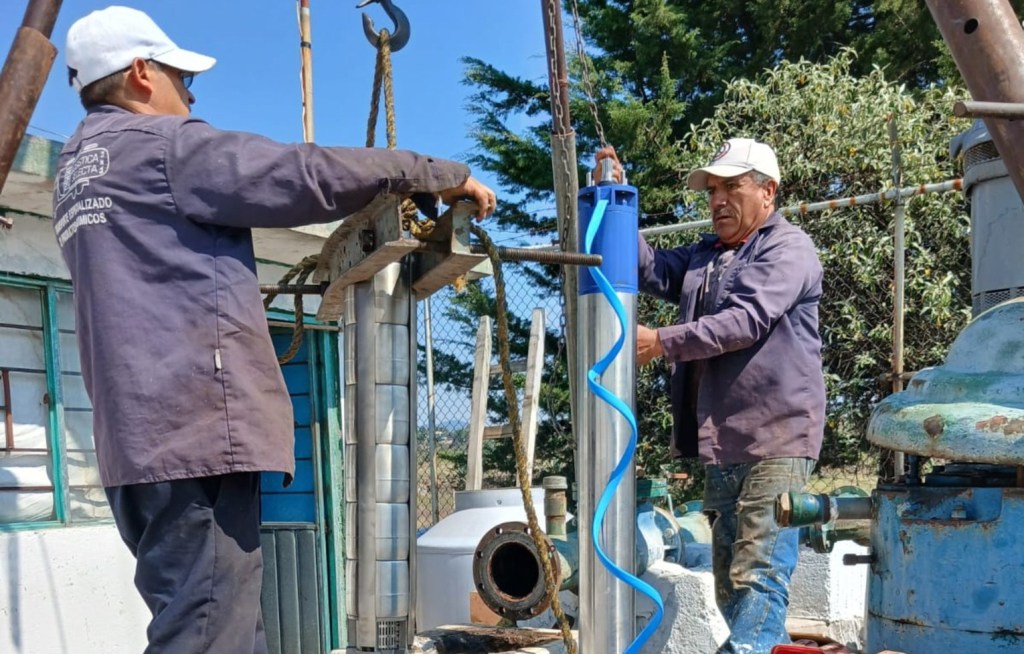 ODAPAS ATLACOMULCO INSTALA NUEVO EQUIPO DE BOMBEO EN SANTA CRUZ BOMBATEVI PARA MEJORAR EL SUMINISTRO DE AGUA&nbsp;POTABLE