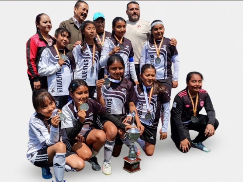 ¡ORGULLO DE SAN FELIPE DEL PROGRESO! LAS GUERRERAS DE LA PRIMARIA “LIC. BENITO JUÁREZ GARCÍA” SE CORONAN SUBCAMPEONAS ESTATALES EN FÚTBOL&nbsp;5X5