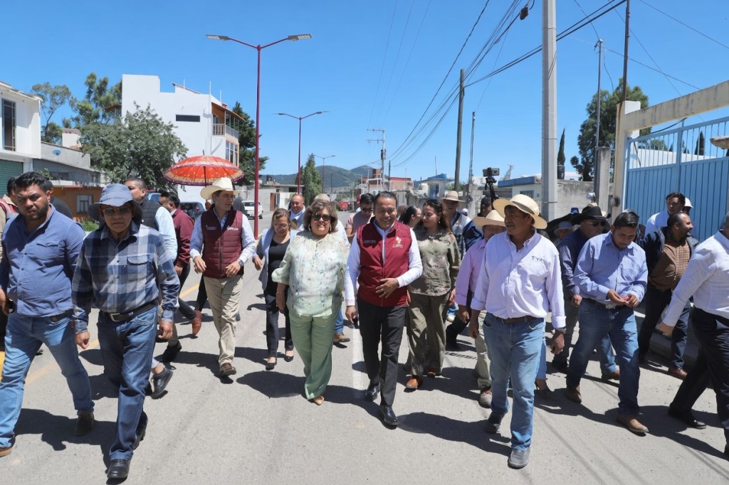 AMPLÍAN PAVIMENTACIÓN DEL BOULEVARD DE SAN JUAN DE LOS JARROS EN&nbsp;ATLACOMULCO