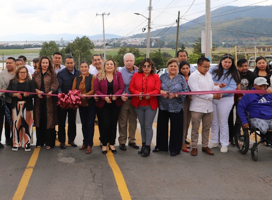 ENTREGAN OBRAS VIALES EN TIC-TI Y SAN PEDRO DEL ROSAL