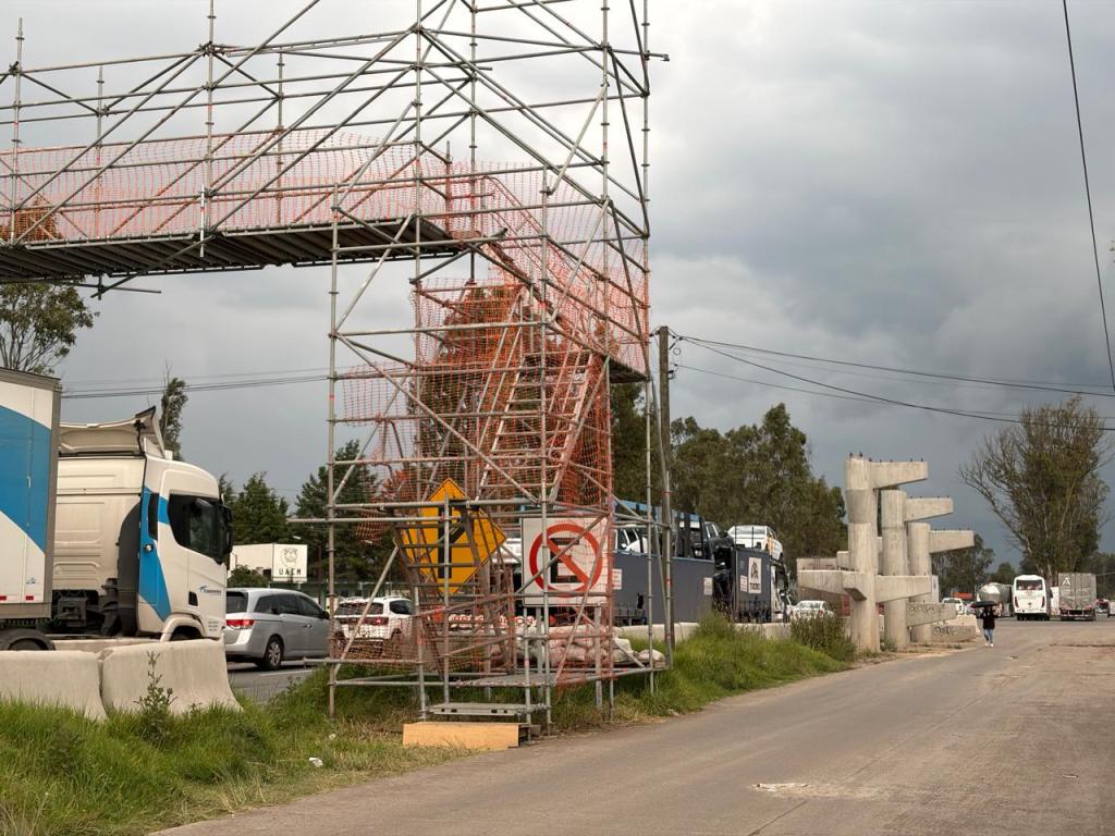 PUENTE “LA PREPA” AVANZA EN SU QUINTA SEMANA; CONTINÚA LA FABRICACIÓN DE LA ESTRUCTURA