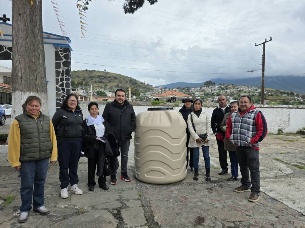 ALEXIS LÓPEZ MIRANDA CUMPLE COMPROMISOS EN JOCOTITLÁN